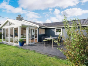 Holiday Home Leani - 200m from the sea by Interhome, Stubbekøbing